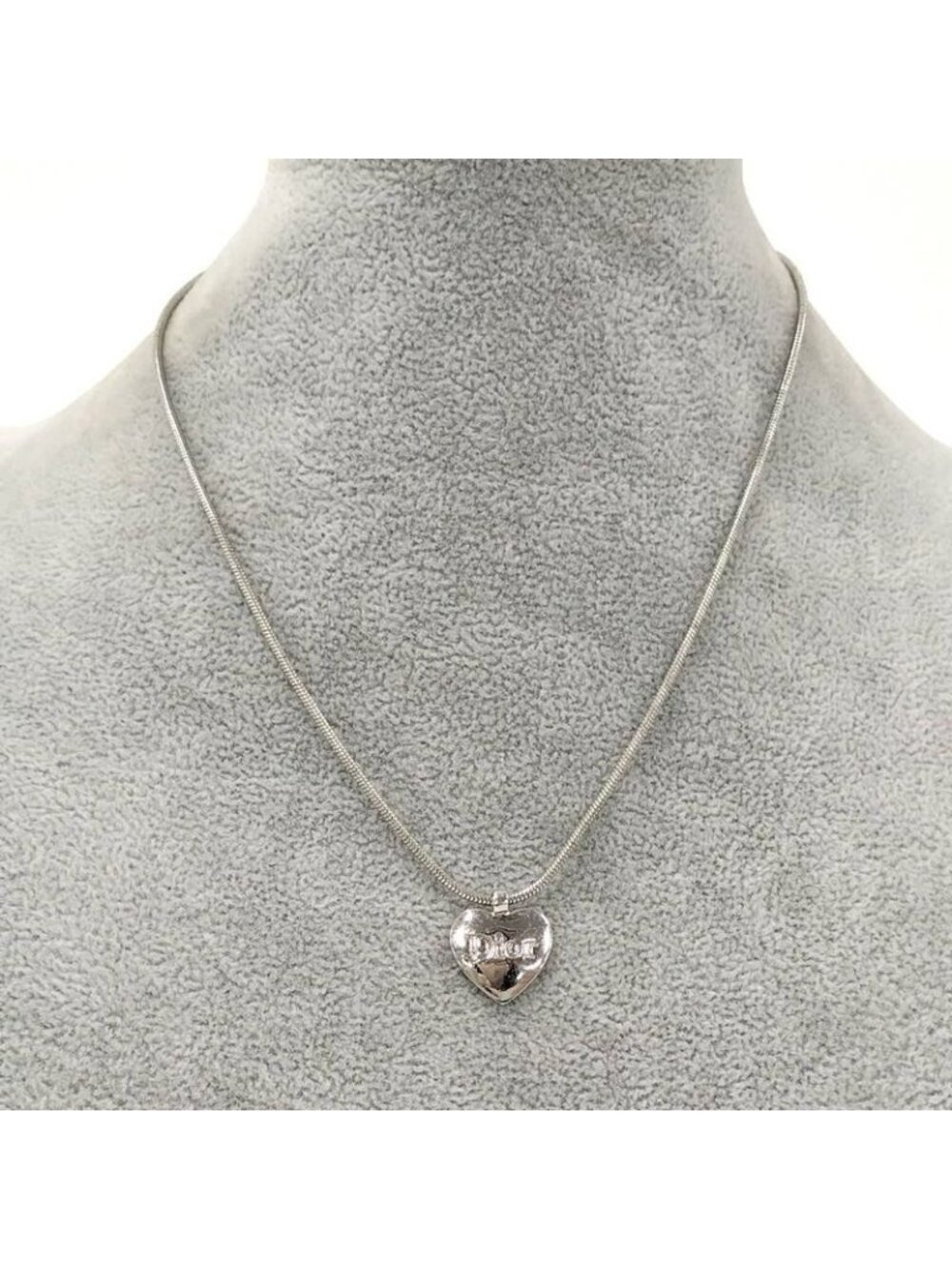Dior Necklace Heart Silver Color Plated - Picture 6 of 6